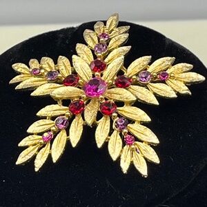 Vintage LINSER Flower / Snowflake gold tone ,Pink-Red gem Brooch.